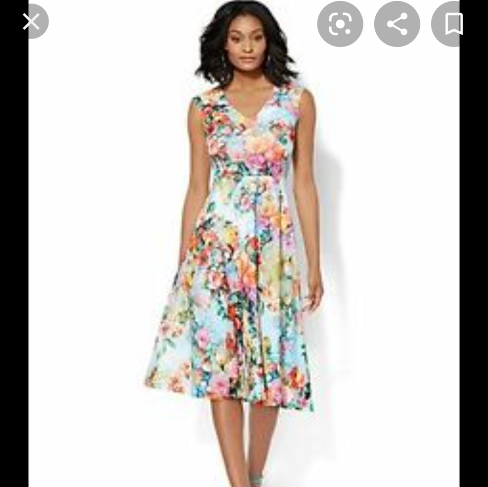 New York & company floral V neck midi dress